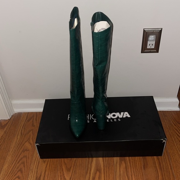 Emerald Green High Knee Boots - Picture 2 of 4